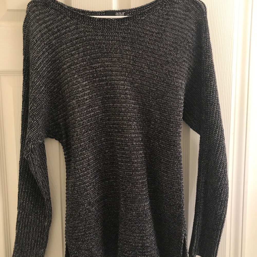 Women’s Knitted Sweater